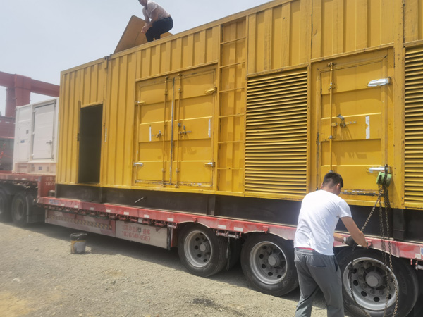 剑河汽油发电机对供油装置的要求